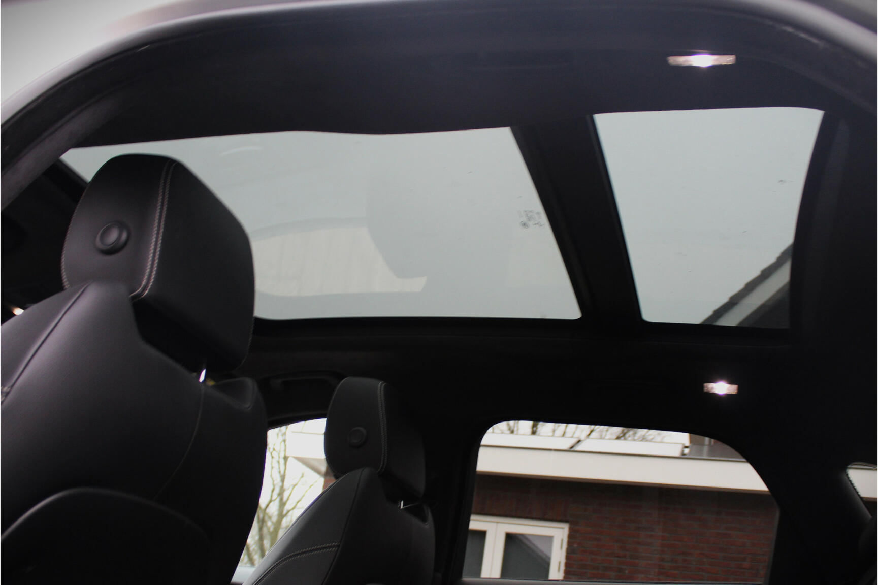 Jaguar-F-Pace-24